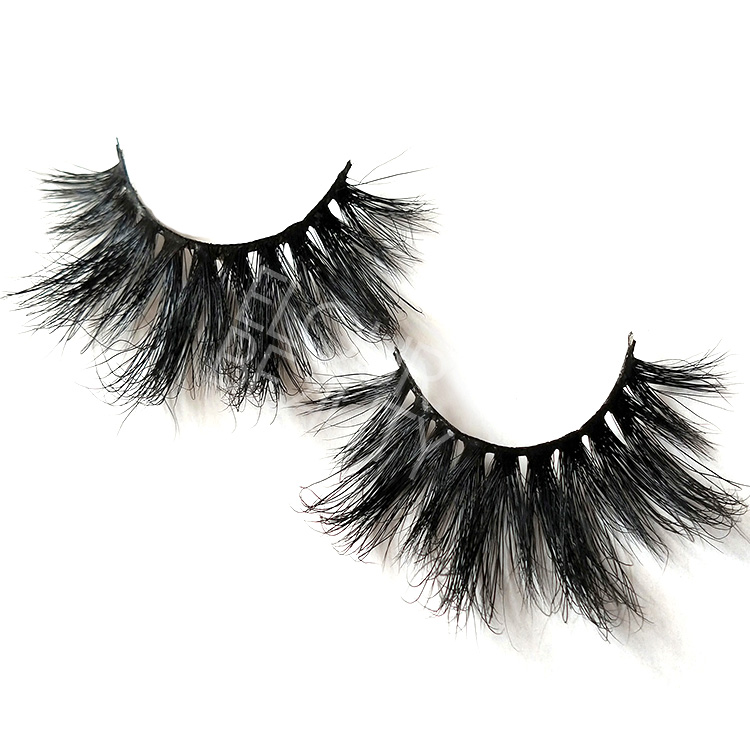 private-label-eyelashes-uk.jpg