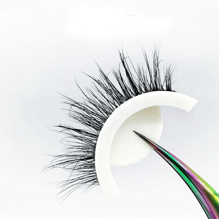 self-ahesive-diy-eyelash-extension-usa.jpg